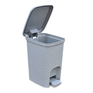 LIXEIRA RATTAN COM PEDAL CINZA - 07 LITROS